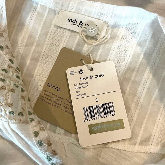 NWT Cold & Indi Camiseta White Top V Neck Size S Embroided Peasant - Picture 9 of 10